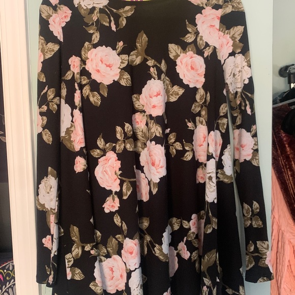 Mumu Floral Dress - Picture 3 of 4
